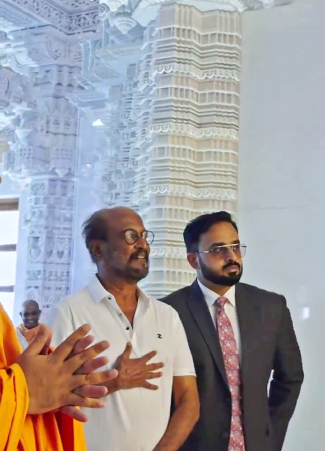 Rajinikanth Visited BAPS Hindu Mandir Abu Dhabi Photos20