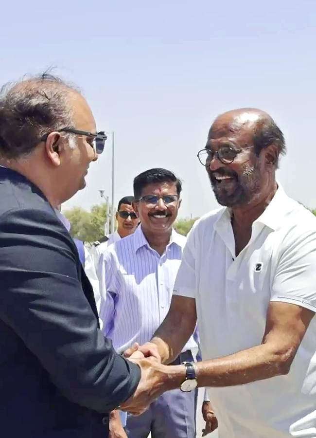 Rajinikanth Visited BAPS Hindu Mandir Abu Dhabi Photos30