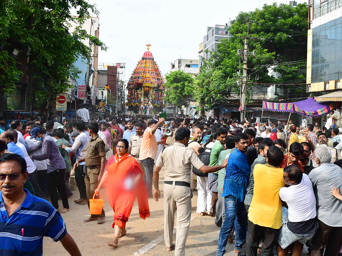 Tiruchanur Shree Padmavati Ammavari Rathotsavam Photos26