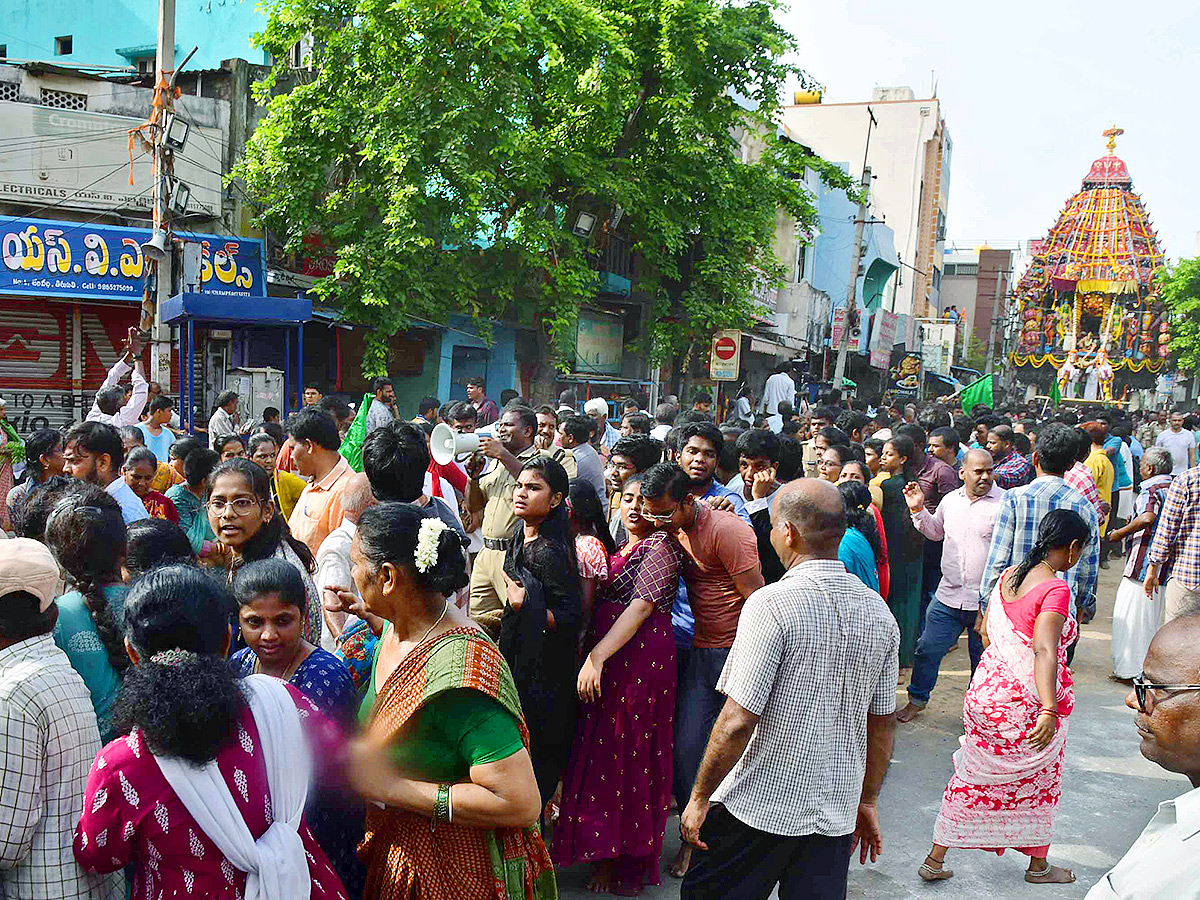 Tiruchanur Shree Padmavati Ammavari Rathotsavam Photos27