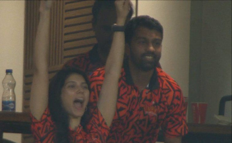 Kavya Maran Happy Moments After SRH Enters Into Finals: Photos5