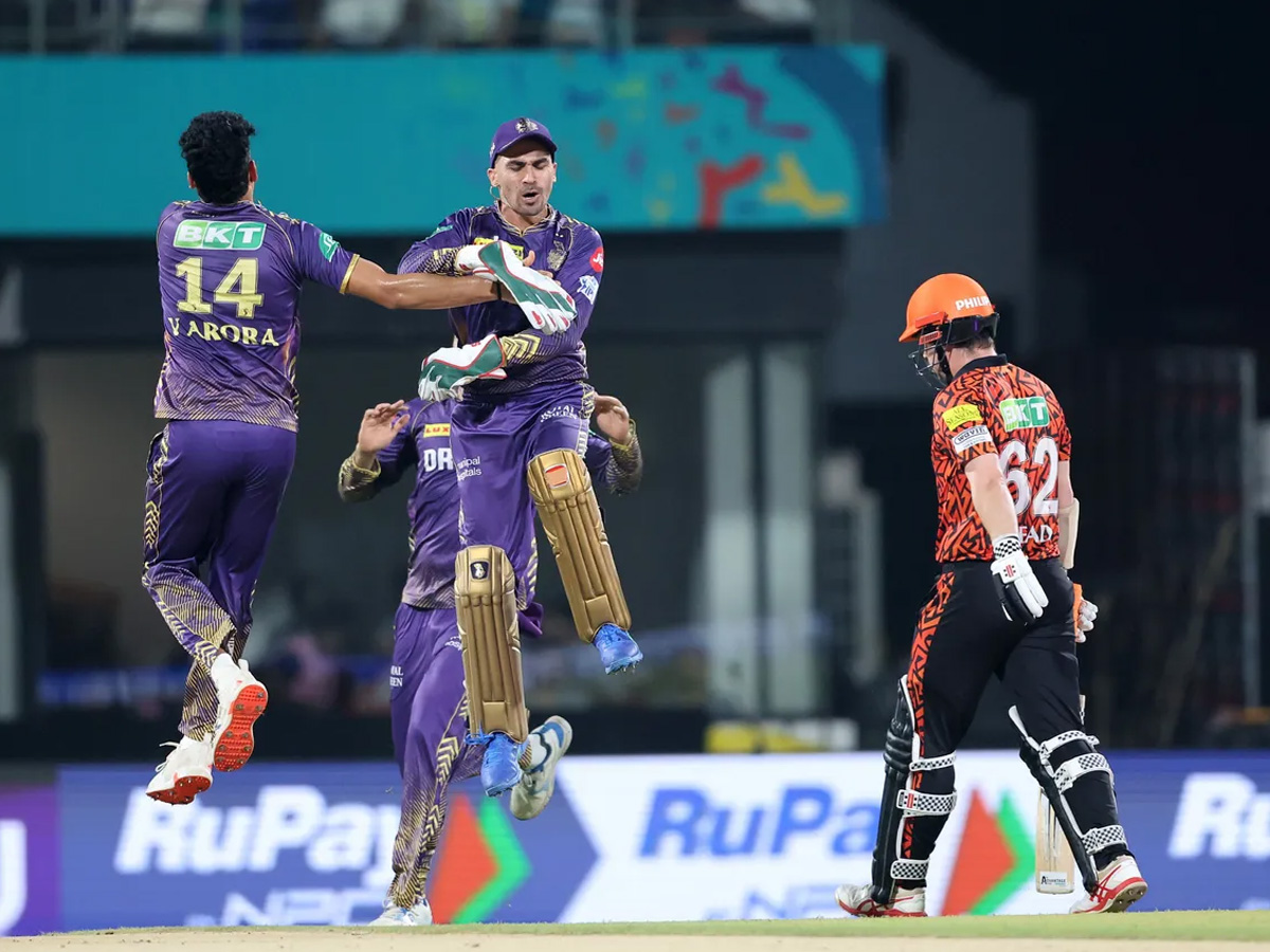 Kolkata Knight Riders beat Sunrisers Hyderabad by 8 wickets: Photos12