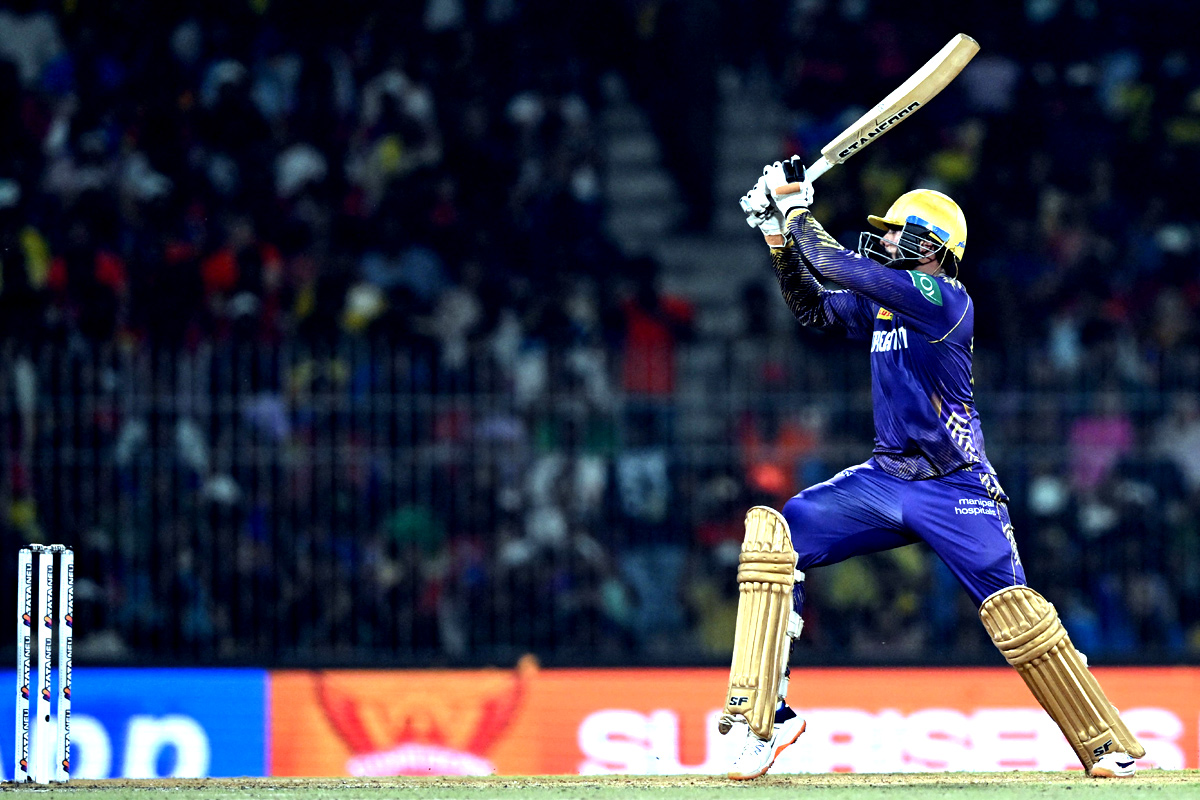 Kolkata Knight Riders beat Sunrisers Hyderabad by 8 wickets: Photos23