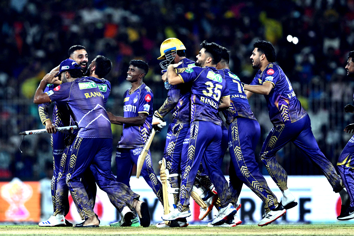 Kolkata Knight Riders beat Sunrisers Hyderabad by 8 wickets: Photos25