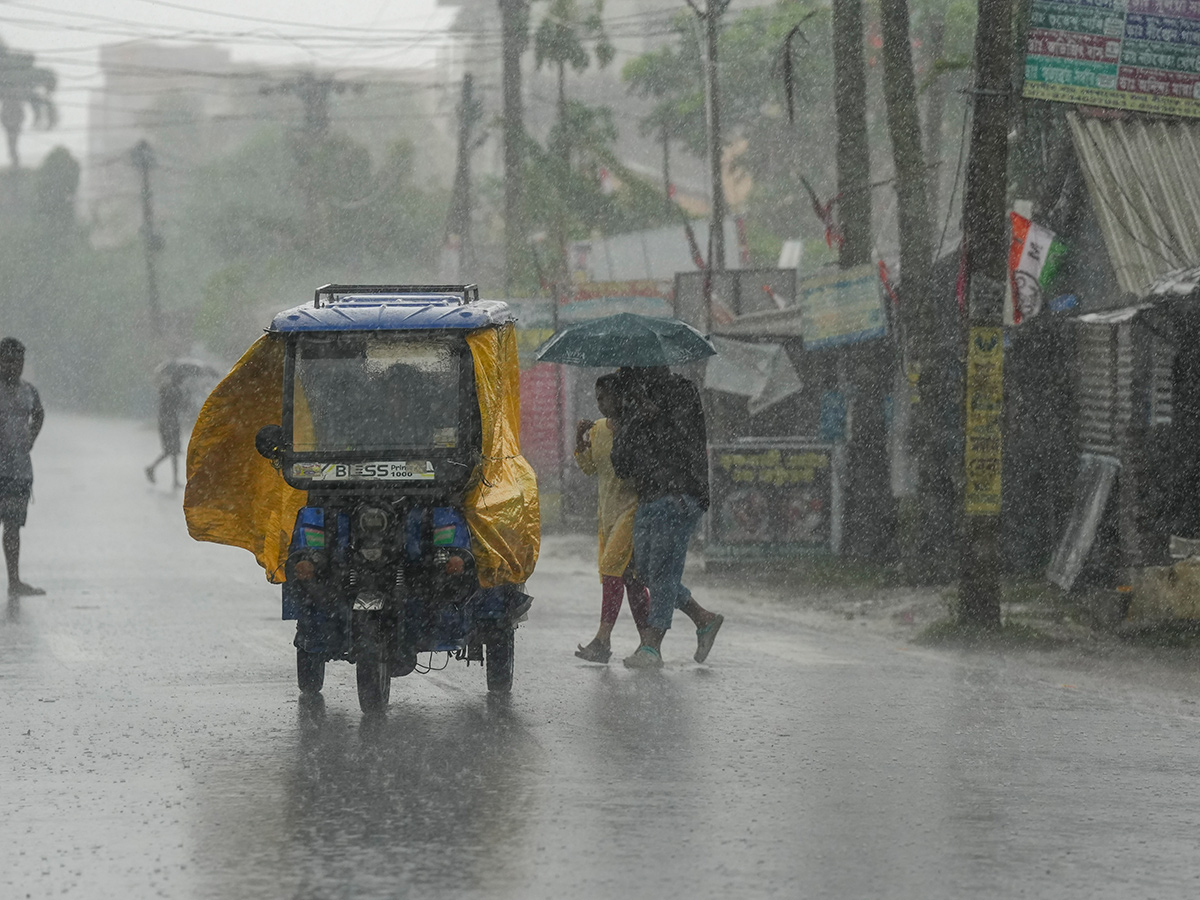 Cyclone Remal Latest Photos23