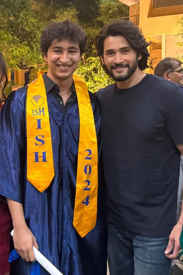 Mahesh Babu's Family Attends Gautham Graduation Ceremony Day: Photos Viral3