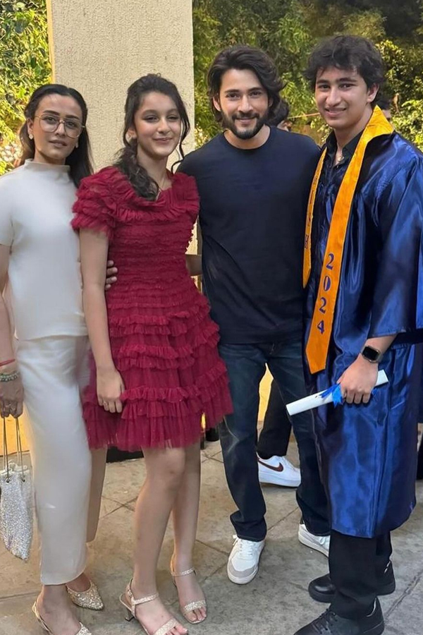 Mahesh Babu's Family Attends Gautham Graduation Ceremony Day: Photos Viral7