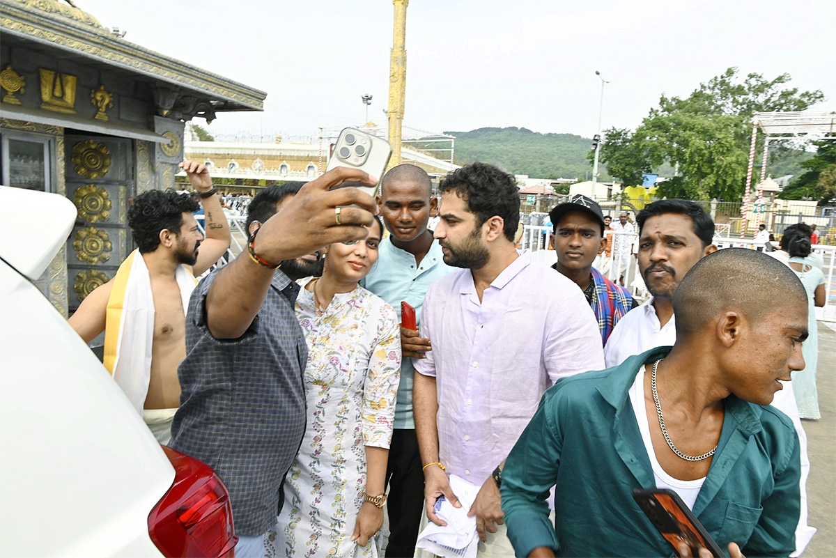 Vishwak Sen and Team Visited Tirumala Tirupati: Photos15