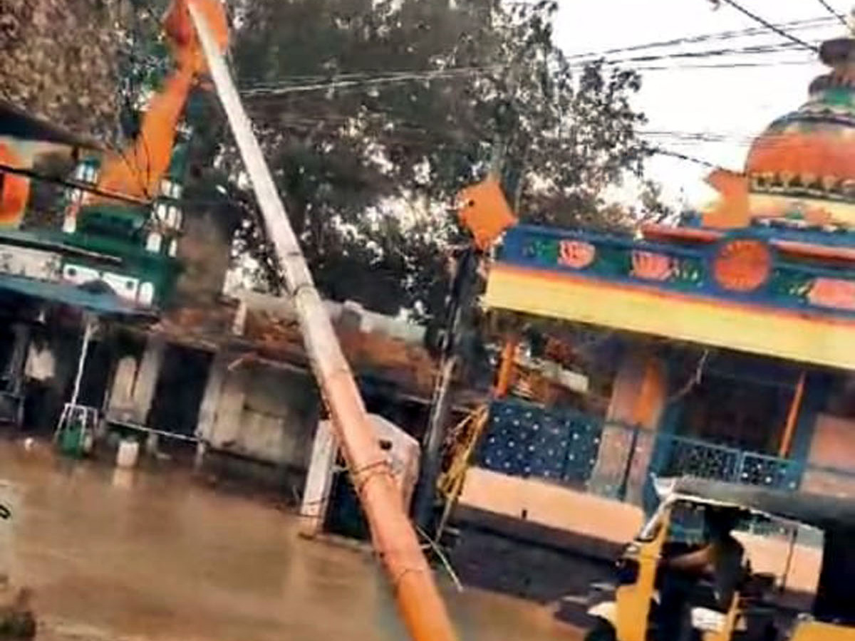 Rain and Gusty Winds In Telangana: Photos20