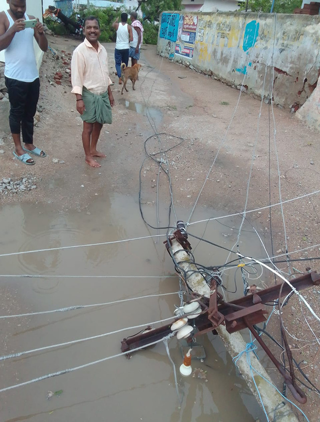 Rain and Gusty Winds In Telangana: Photos4