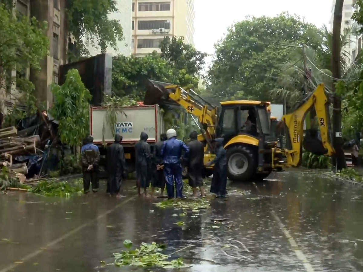 Remal Cyclone Latest Photos Goes Viral23