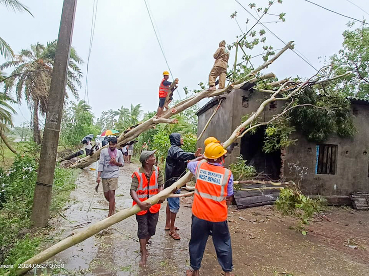 Remal Cyclone Latest Photos Goes Viral9