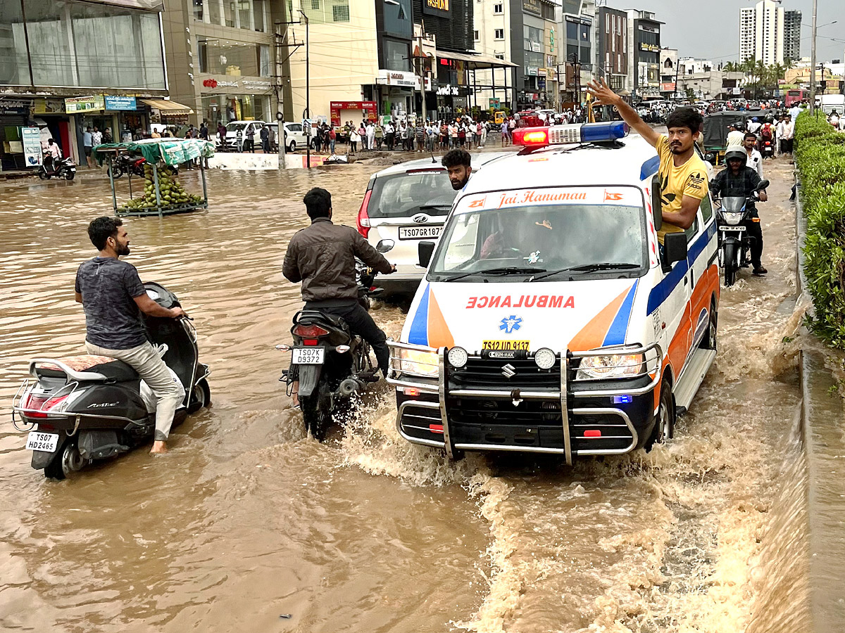 Best Photos of The Day in AP and Telangana Photo Gallery9