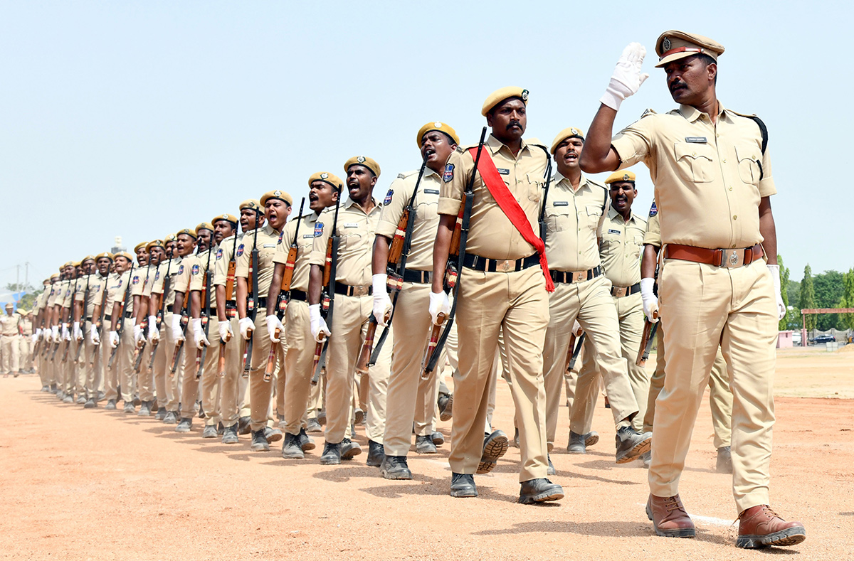 Police Rehearsal In Secunderabad Parade Ground For Telangana Formation Day Celebrations1