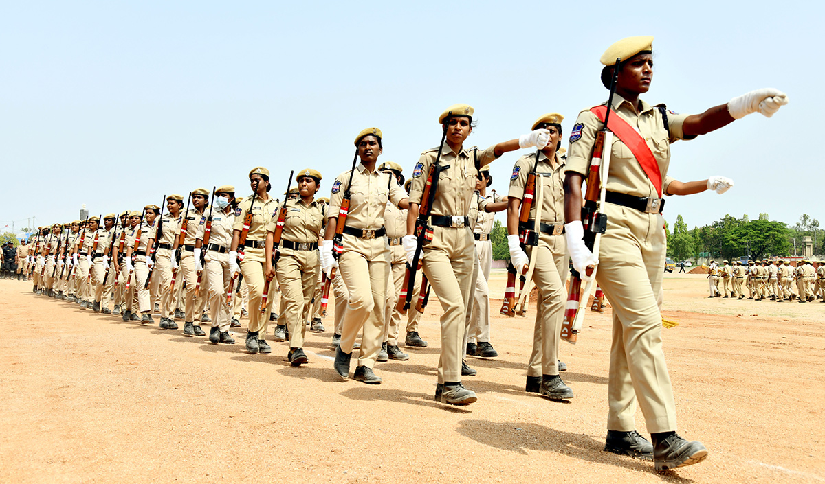 Police Rehearsal In Secunderabad Parade Ground For Telangana Formation Day Celebrations13