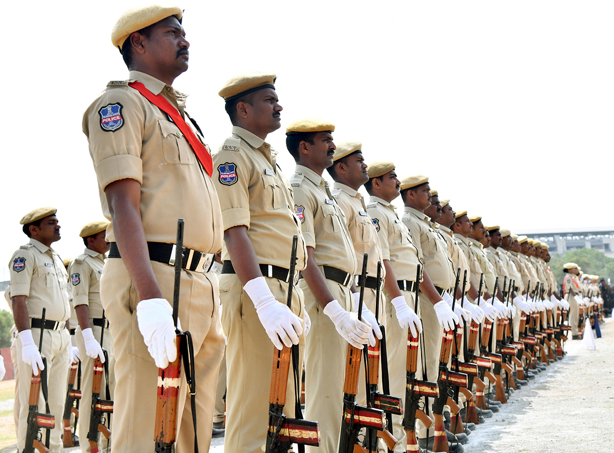 Police Rehearsal In Secunderabad Parade Ground For Telangana Formation Day Celebrations2