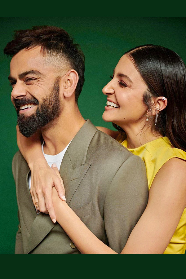 Anushka Sharma Glows First Pics With Virat Kohli Since Son Akaay Birth Goes Viral photos16