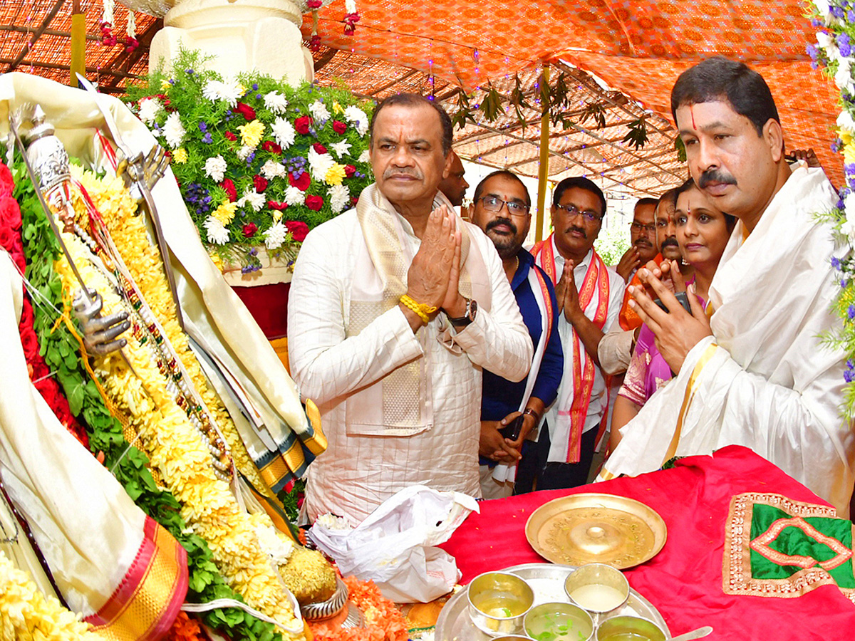 Best Photos of The Day in AP and Telangana Photo Gallery2