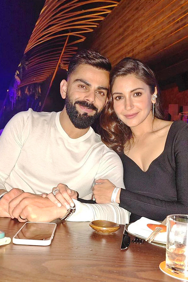 Anushka Sharma Glows First Pics With Virat Kohli Since Son Akaay Birth Goes Viral photos11