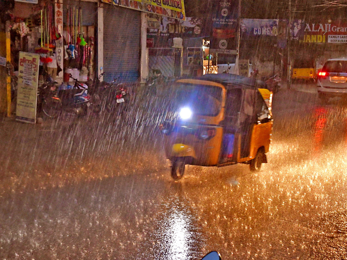 Best Photos of The Day in AP and Telangana Photo Gallery9