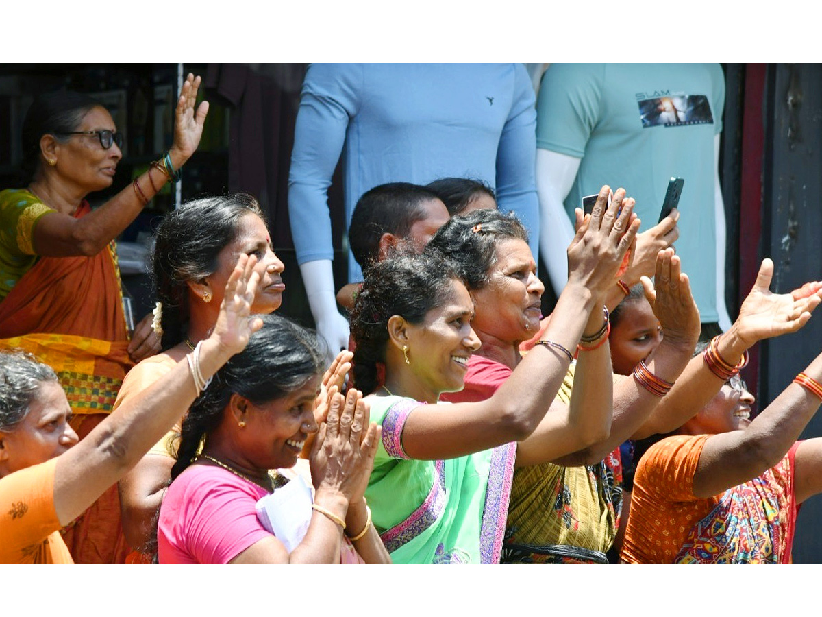 CM Jagan Public Meeting at Narasapuram Photos18