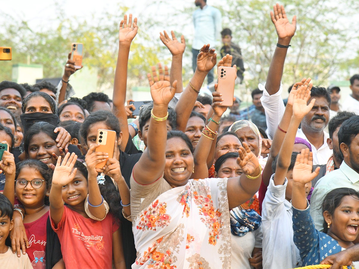 CM YS Jagan Public Meeting At Kanigiri Prakasam Dist Photos27