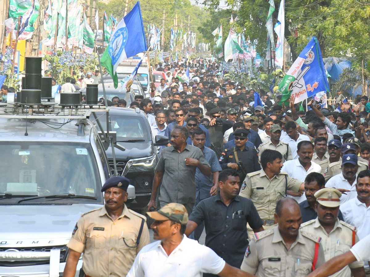 CM YS Jagan Public Meeting At Kanigiri Prakasam Dist Photos20