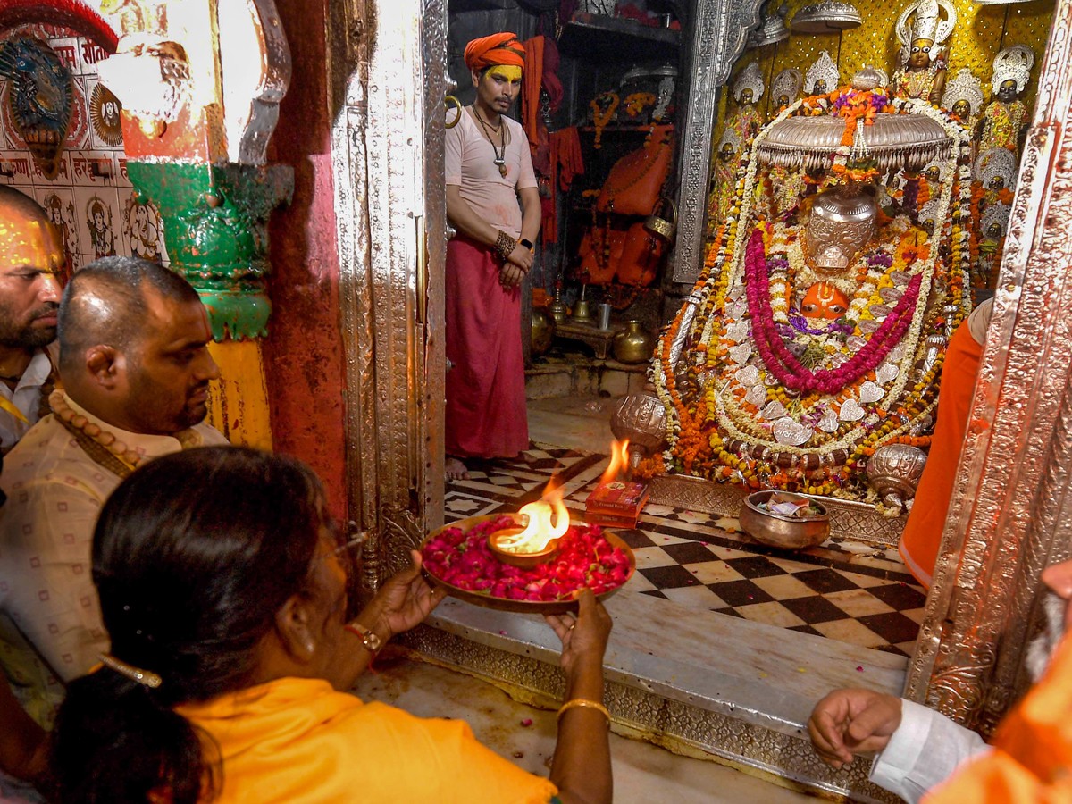 President Droupadi Murmu Visits Ayodhya Ram Mandir For The First Time6