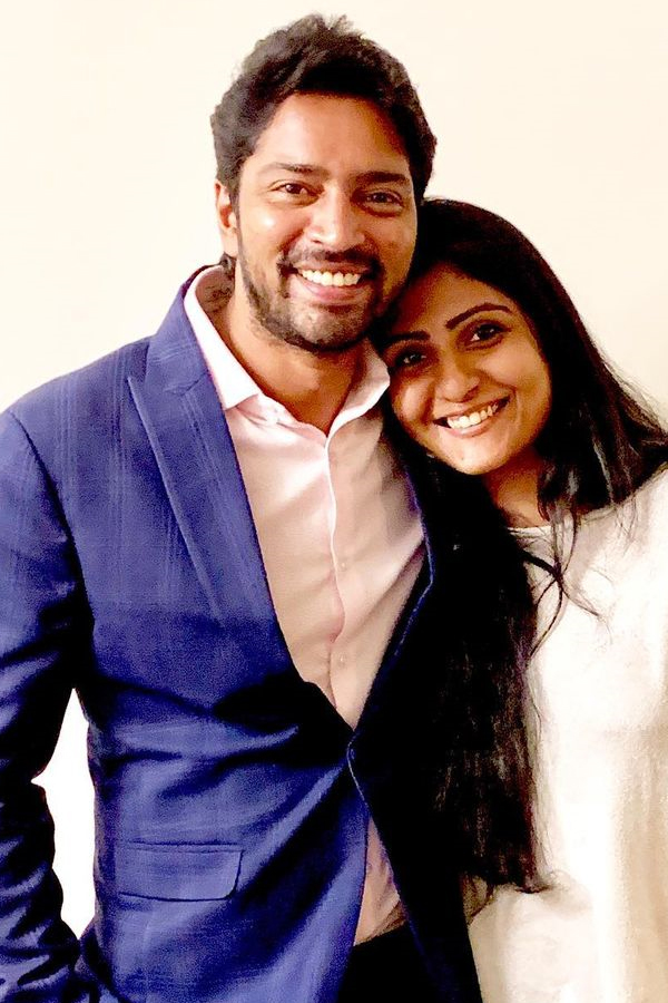 Allari Naresh And Virupa Celebrates 9th Wedding Anniversary: Photos14