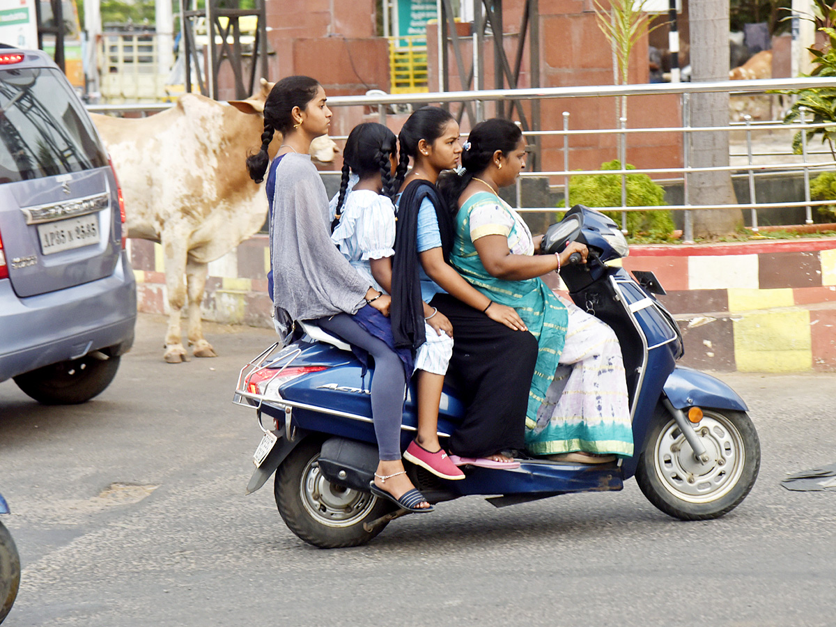 Best Photos of The Day in AP and Telangana Photo Gallery7