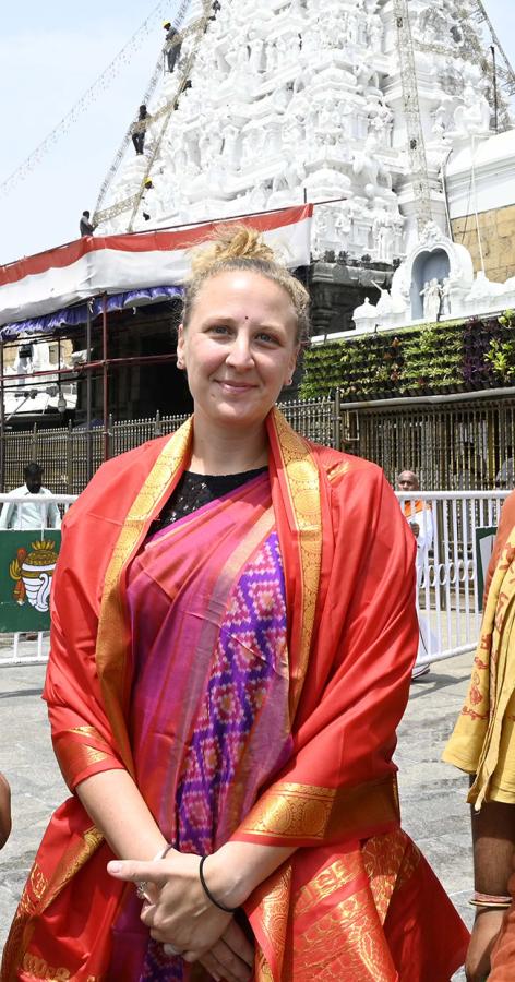 Politicians, Celebrities Visits Tirumala: Photos10