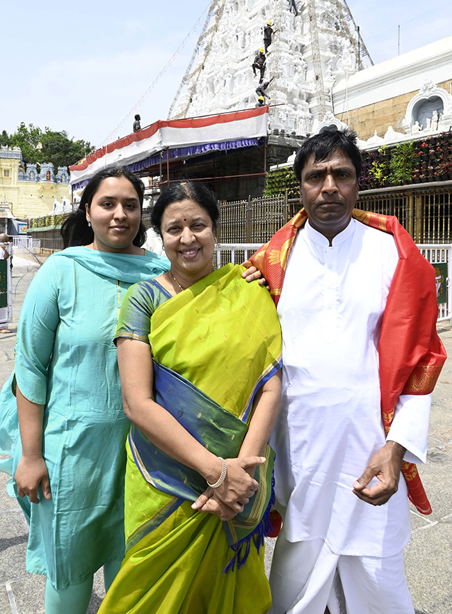 Politicians, Celebrities Visits Tirumala: Photos11