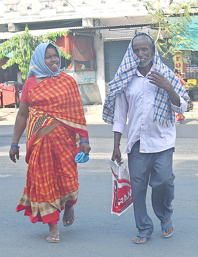 High Temperatures In Telugu States: Photos25