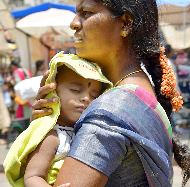 High Temperatures In Telugu States: Photos27