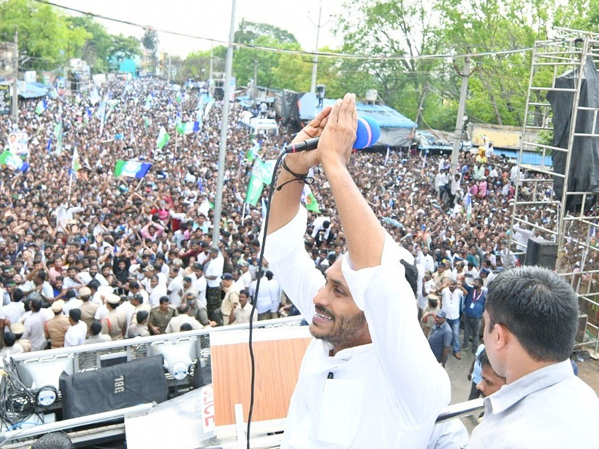 AP CM YS Jagan Public Meeting at Palamaneru Chittoor District Photos6