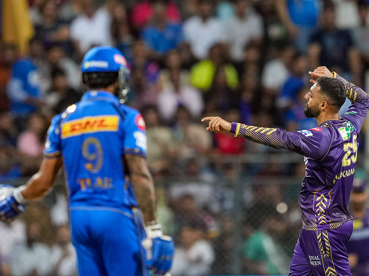 IPL 2024: Kolkata Knight Riders vs Mumbai Indians Match Photos11