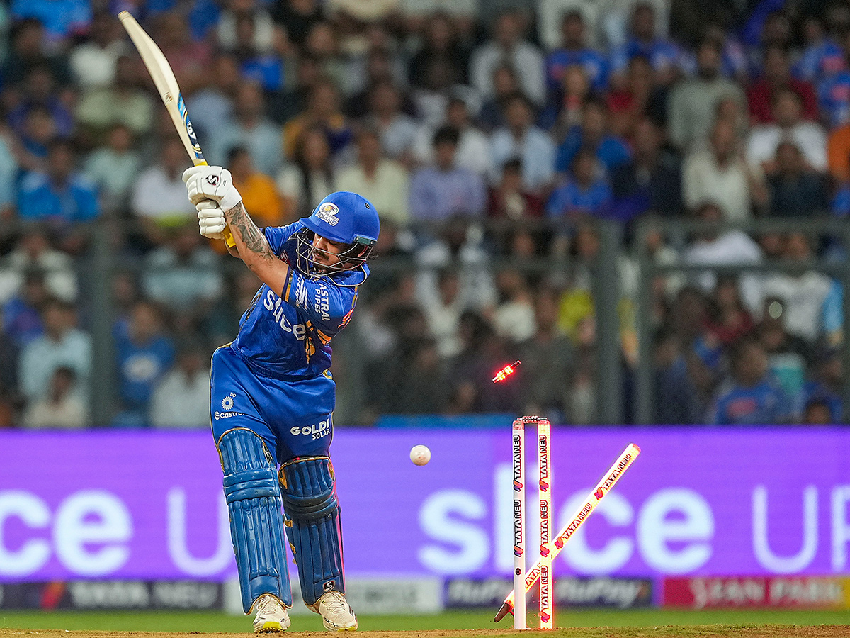 IPL 2024: Kolkata Knight Riders vs Mumbai Indians Match Photos16