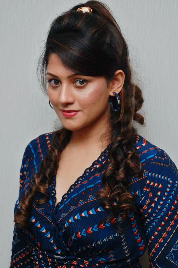 Interesting Facts About Radhika Kumaraswamy Photos20