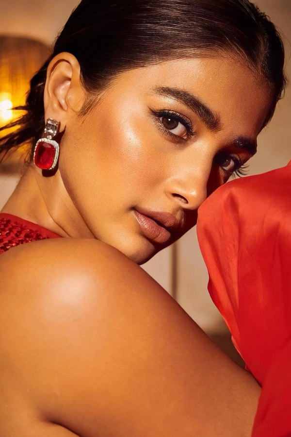 Tollywood Beauty Pooja Hegde Stunning Looks In Red Dress7