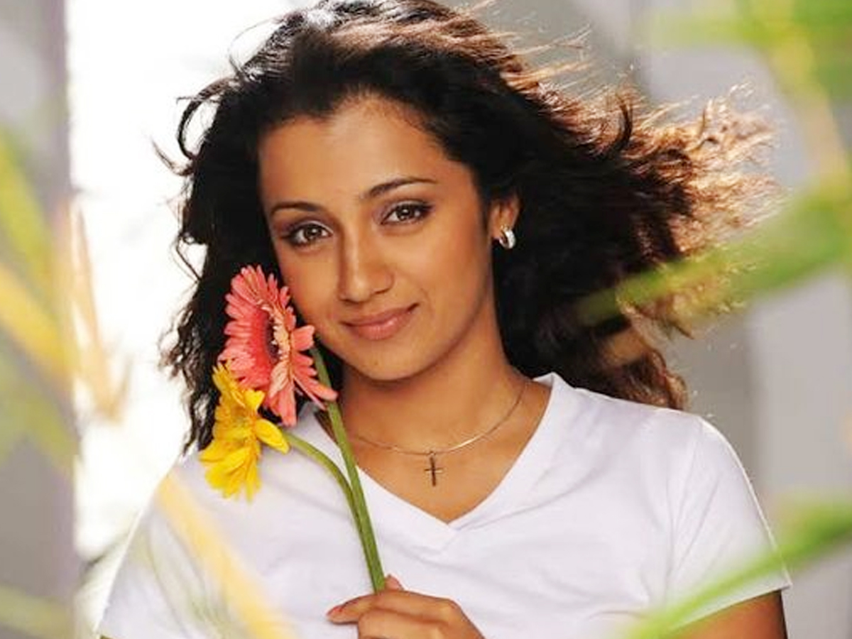 South Indian Queen Trisha Krishnan Birthday Special Photos Viral14