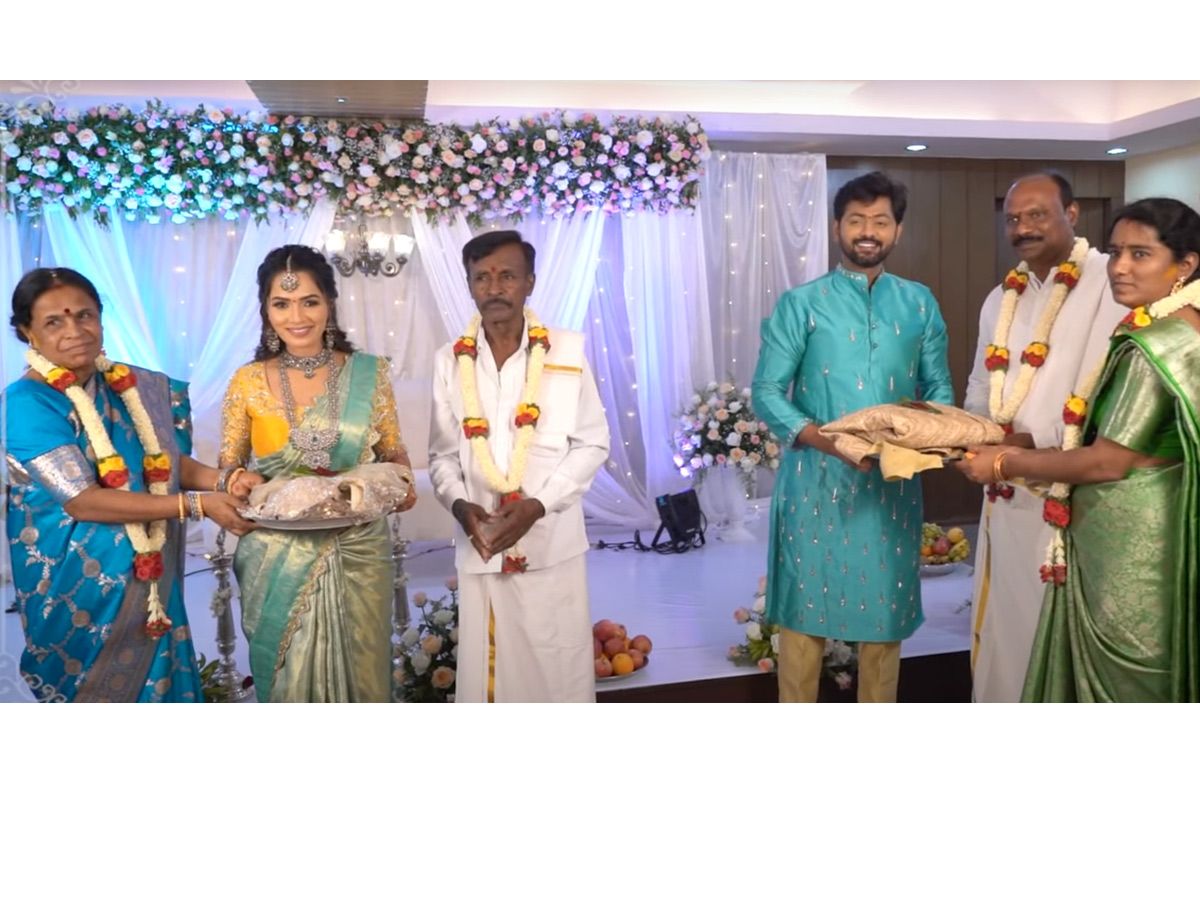 Serial Actress Shobha Shetty Engagement Photos11