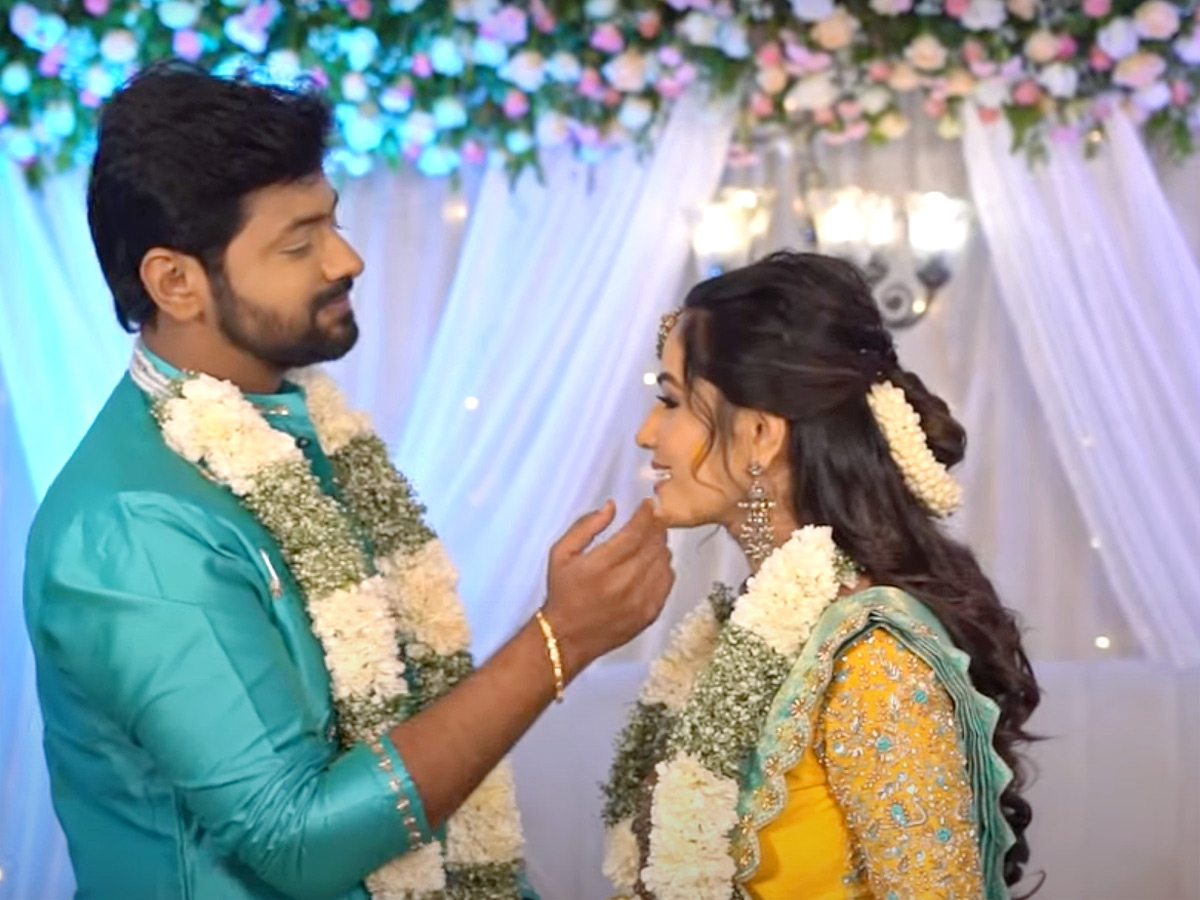 Serial Actress Shobha Shetty Engagement Photos16