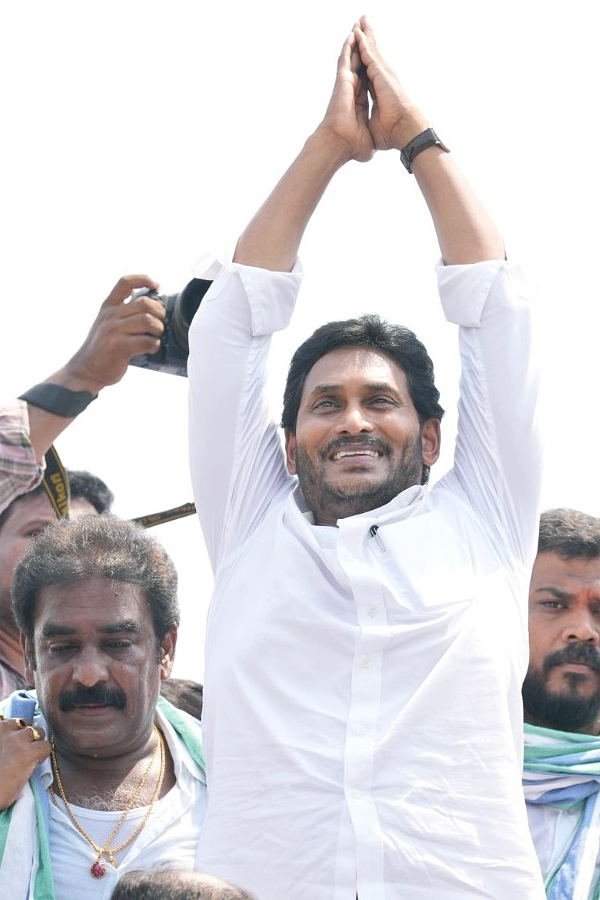 AP CM YS Jagan Public Meeting at Macherla Photos 5