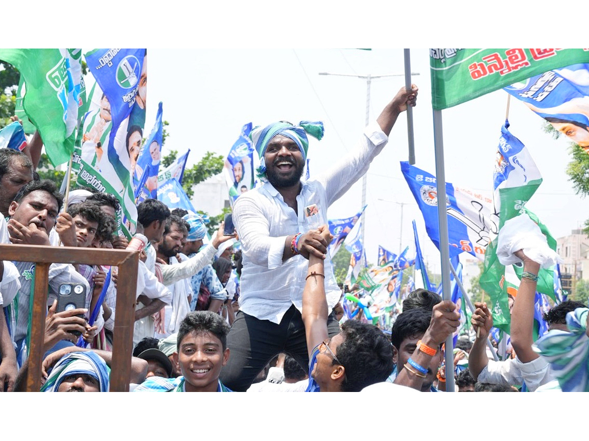 AP CM YS Jagan Public Meeting at Macherla Photos 6