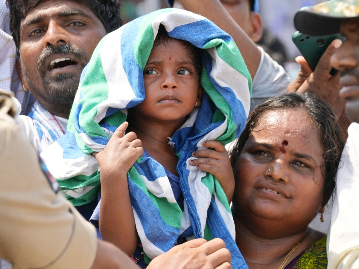 AP CM YS Jagan Public Meeting at Macherla Photos 7