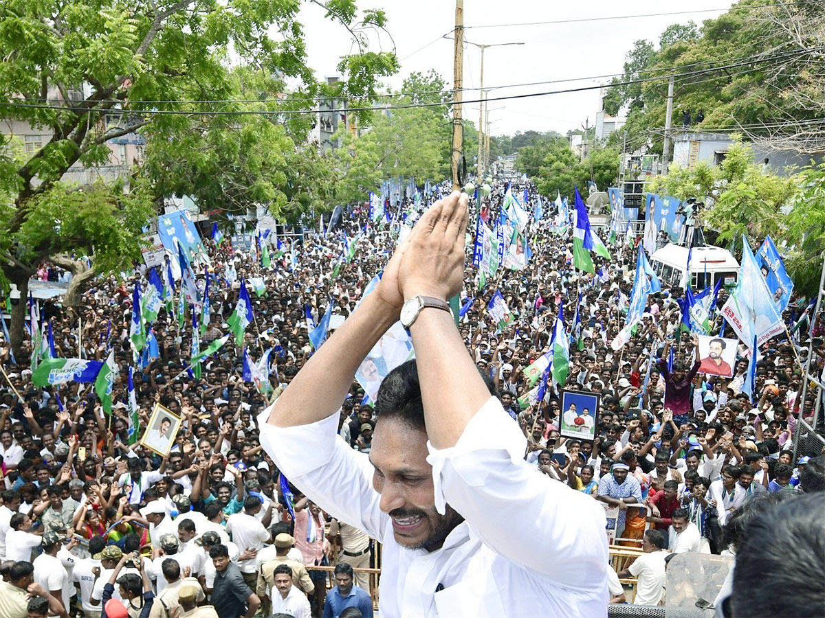 CM YS Jagan Public Meeting in Repalle Photos18