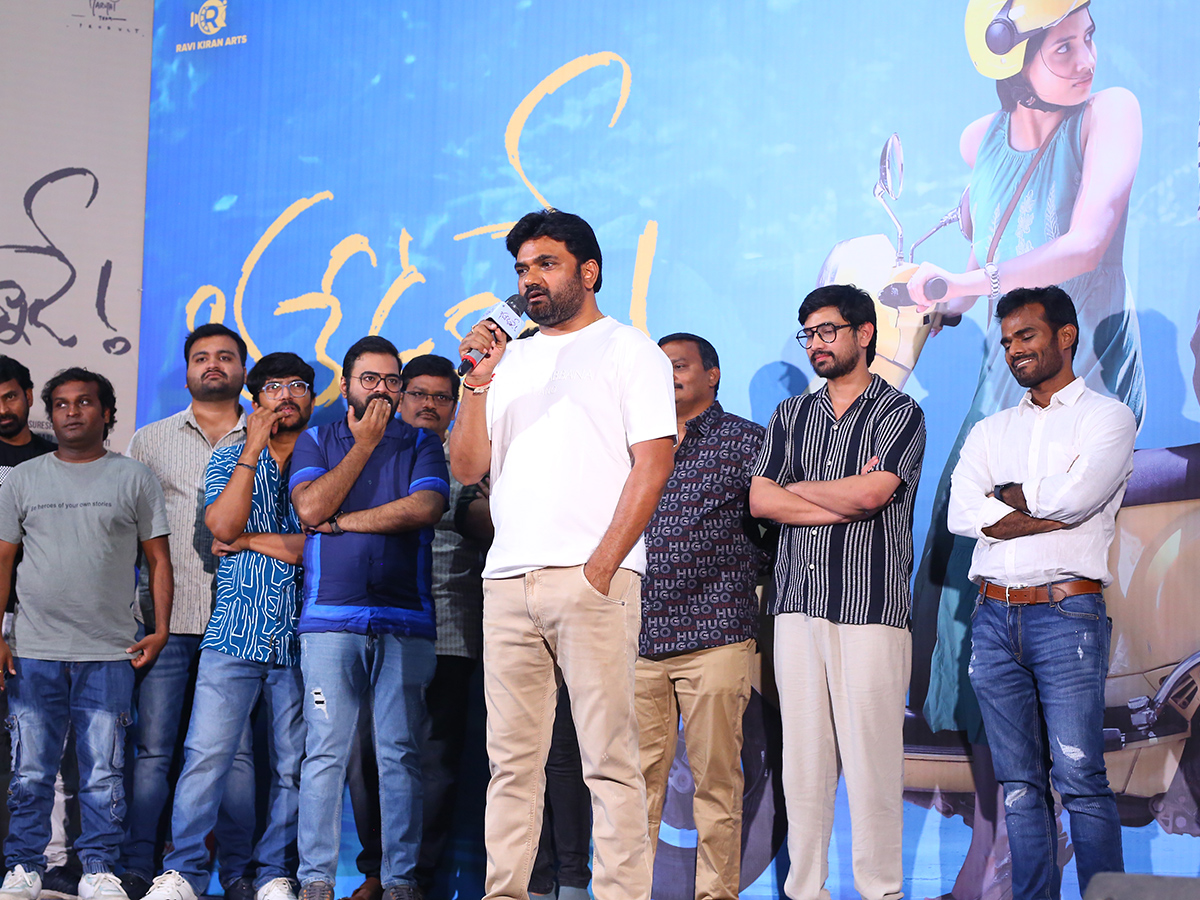 Director Maruthi Launched Raj Tarun Bhale Unnade Teaser1