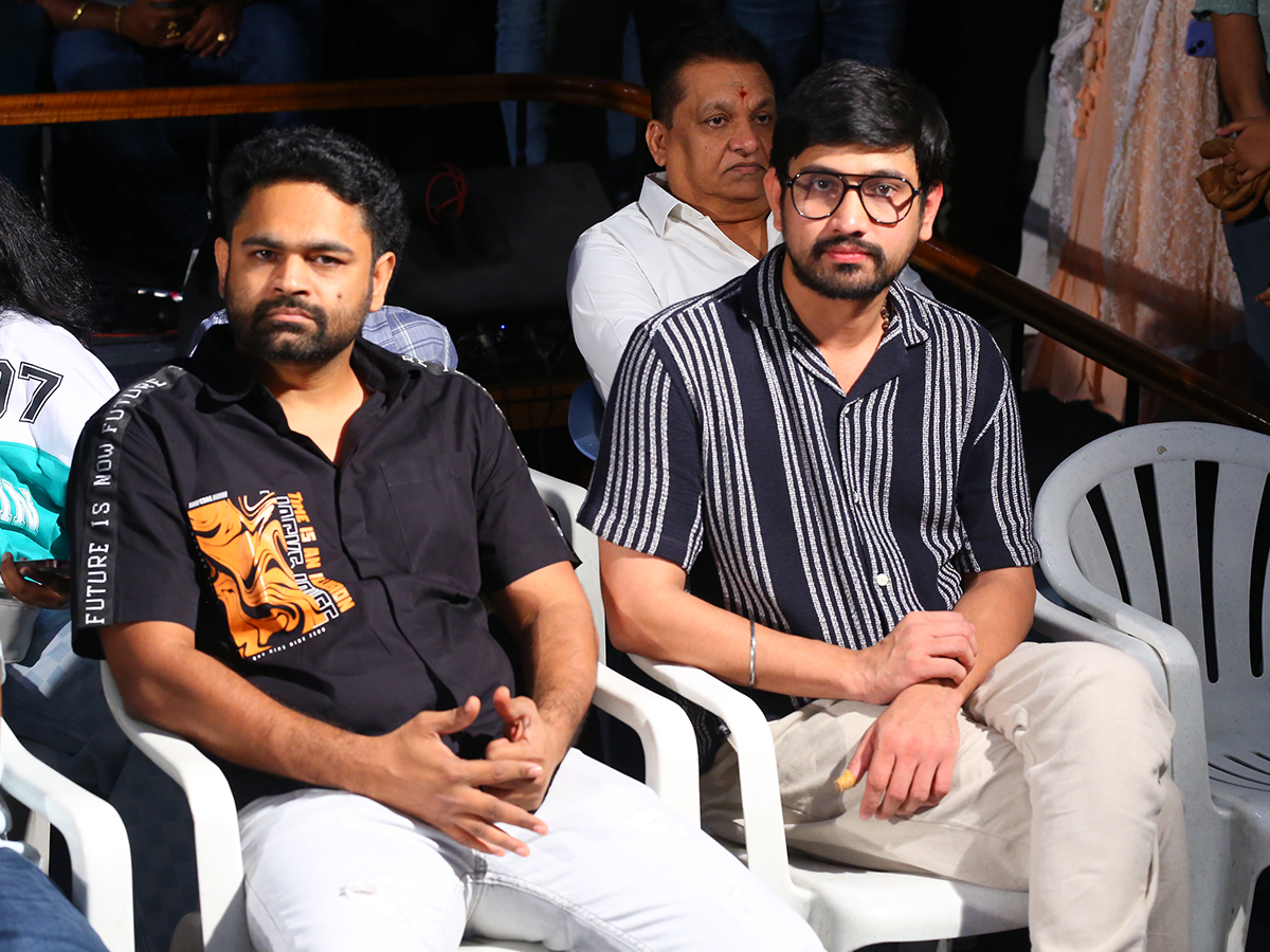 Director Maruthi Launched Raj Tarun Bhale Unnade Teaser13