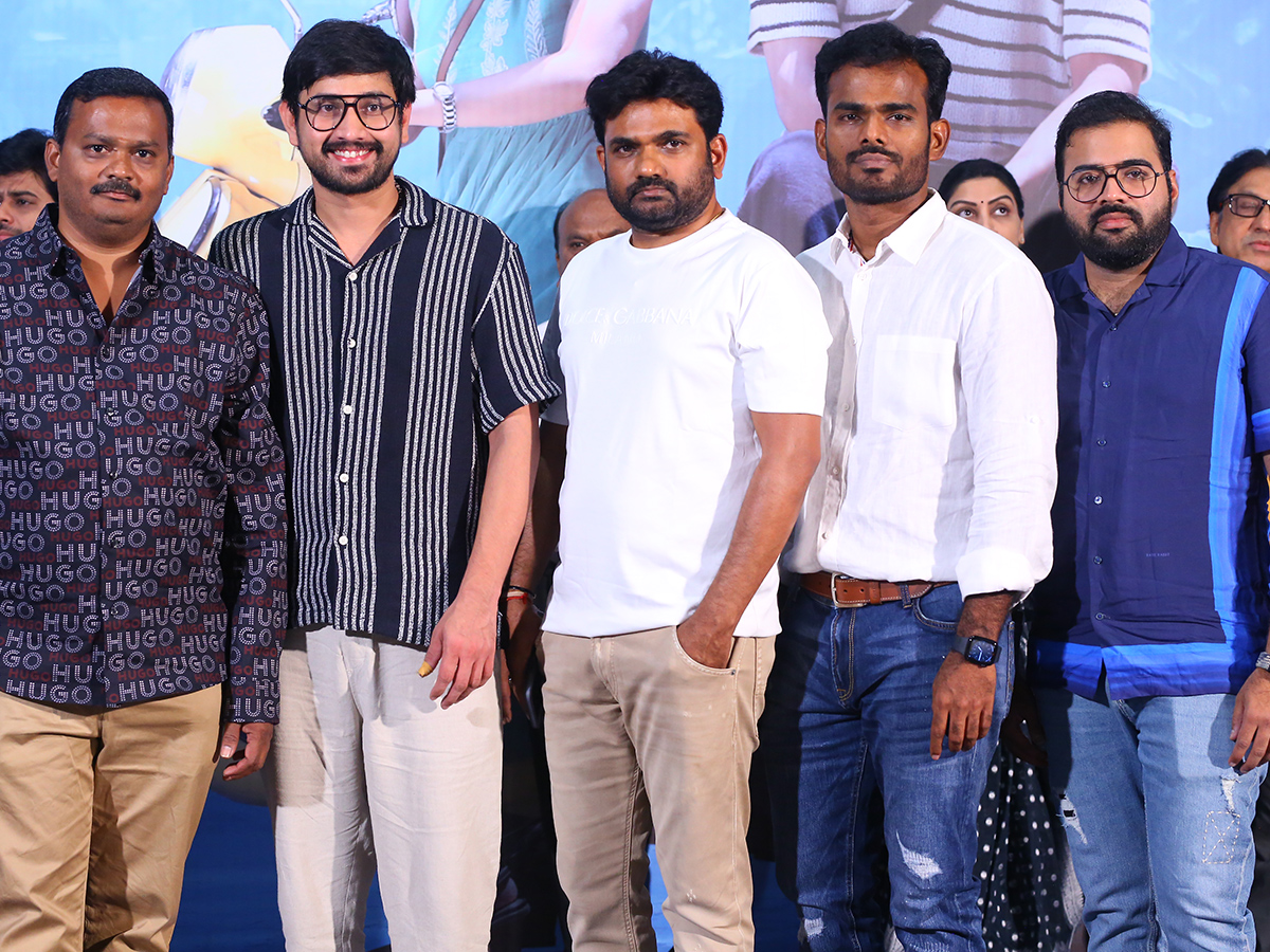 Director Maruthi Launched Raj Tarun Bhale Unnade Teaser8