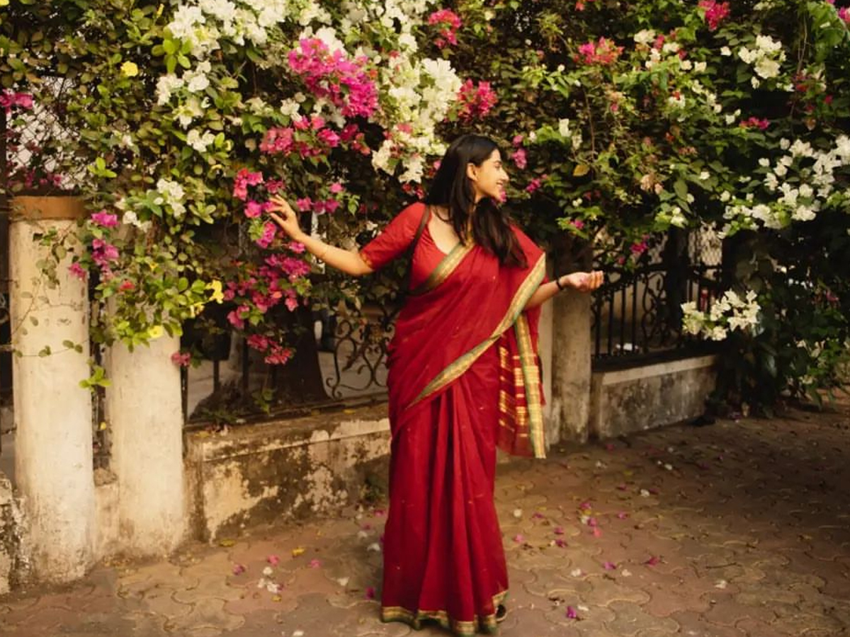 Tollywood Actress Meenakshi Chaudhary Latest Photos In Red Saree12